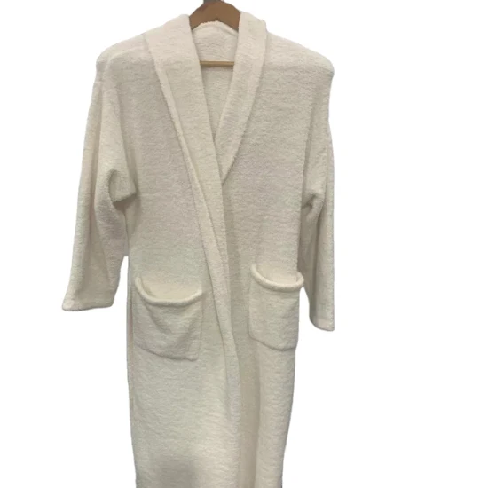 Suppliers Quality Soft Microfiber Polyester Knitted Women′ S Men′ S Bath Robe Fleece Mink Blanket